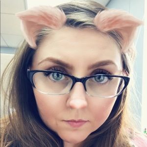 Meet your Posher, Christy.